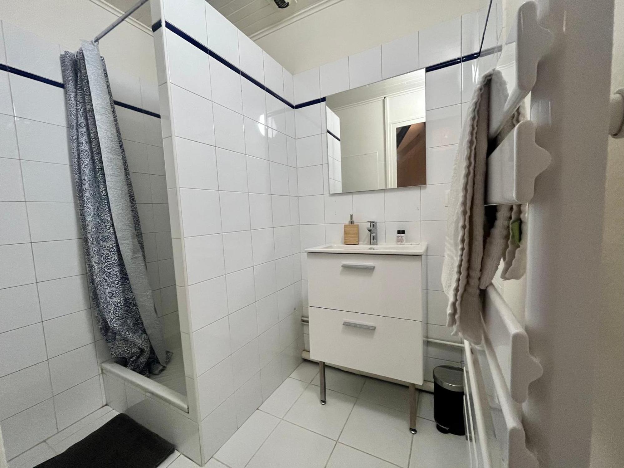 Suite Polka Лион Экстерьер фото